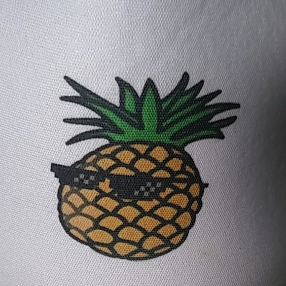 Hat - Picture 2 of 4